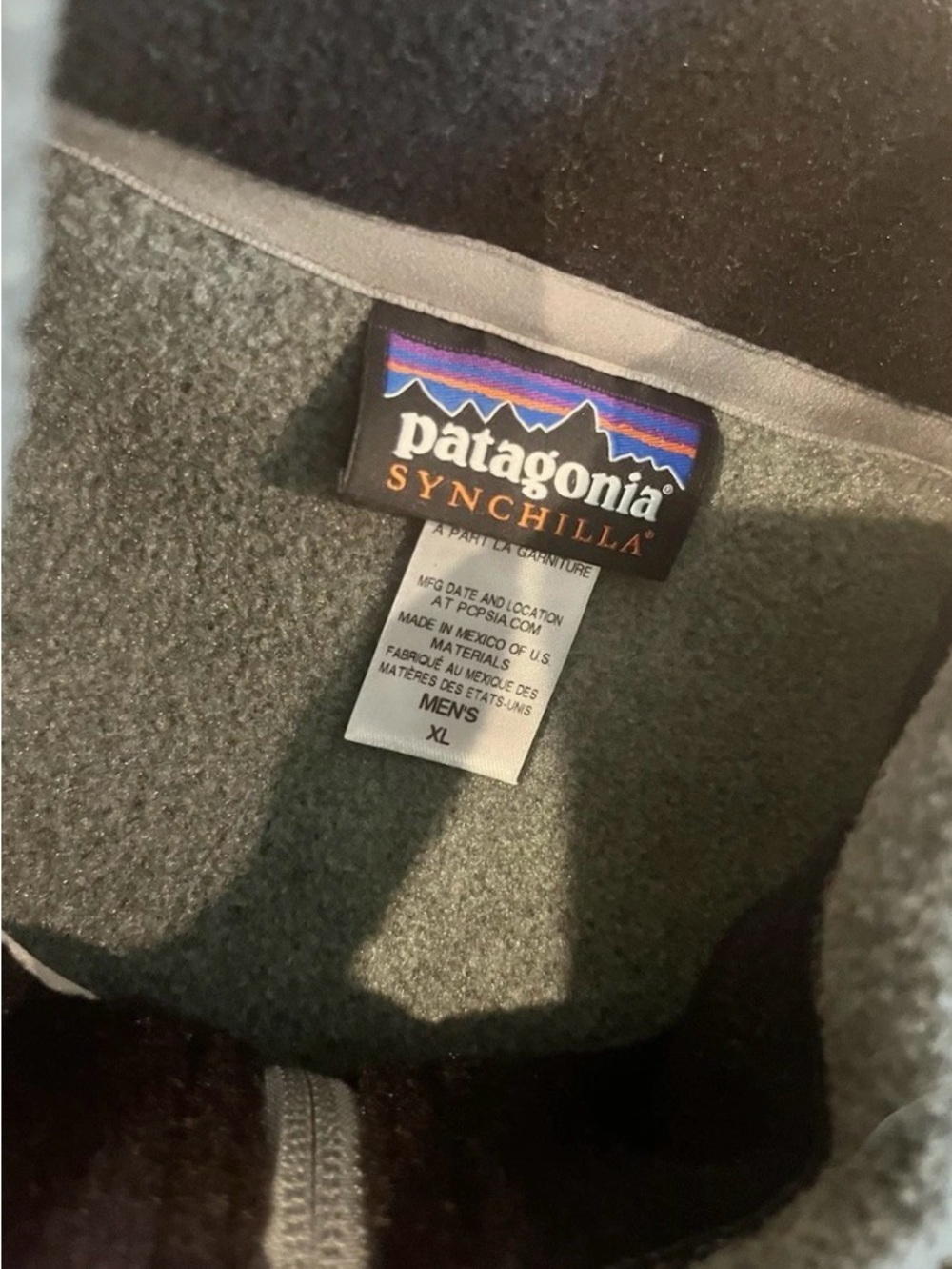 Patagonia Men’s Sleeveless Fleece Vest in Grey. Size XL - Picture 2 of 4